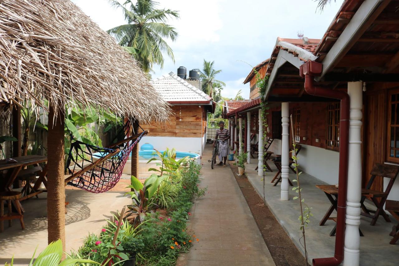 Wanderers Hostel Trincomalee Exterior photo