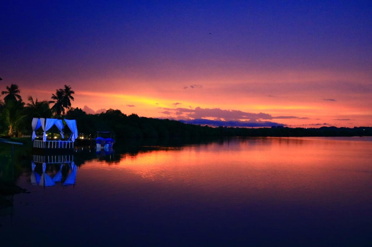 Wanderers Hostel Trincomalee Exterior photo